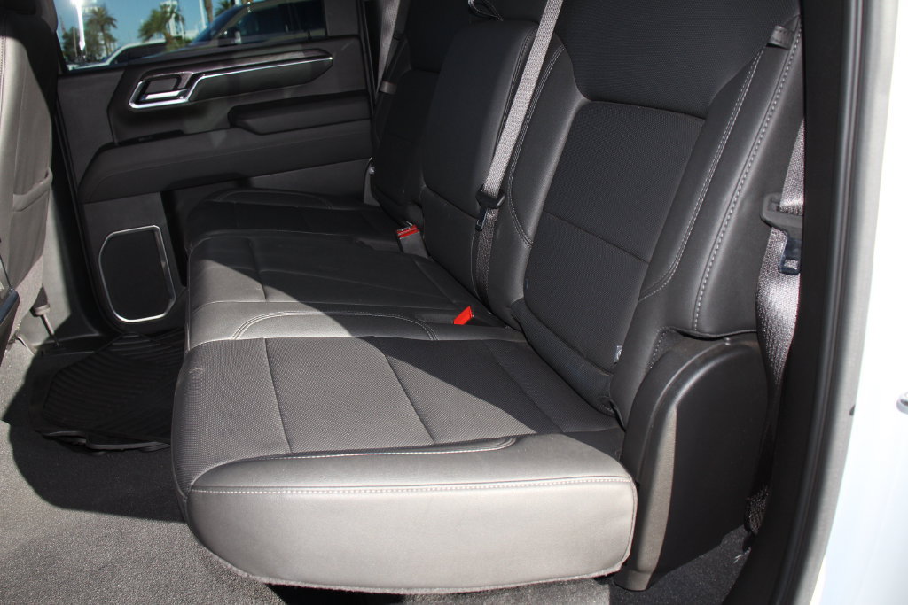 Used 2024 Chevrolet Silverado 3500 LTZ w/ LTZ Plus Package AWD/4WD image 21