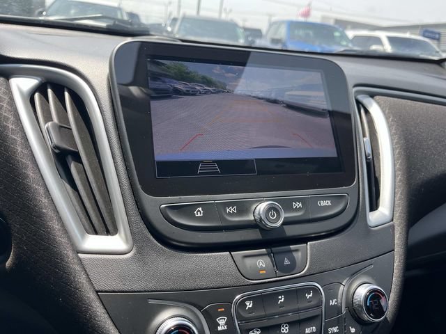 Used 2024 Chevrolet Malibu LT FWD image 31