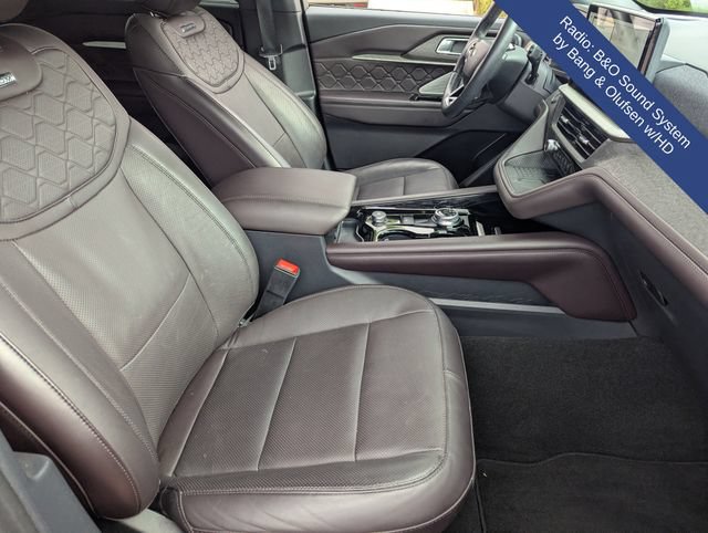 Certified 2025 Ford Explorer Platinum w/ Ultimate Package AWD/4WD image 14