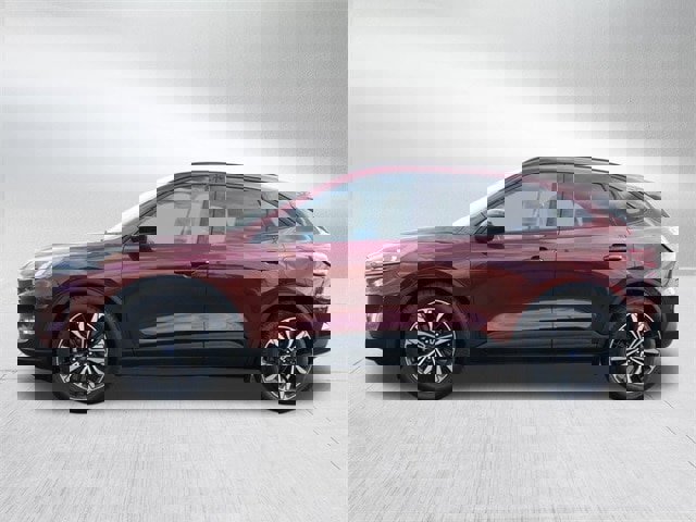 Certified 2021 Ford Escape SE w/ SE Sport Appearance Package image 2
