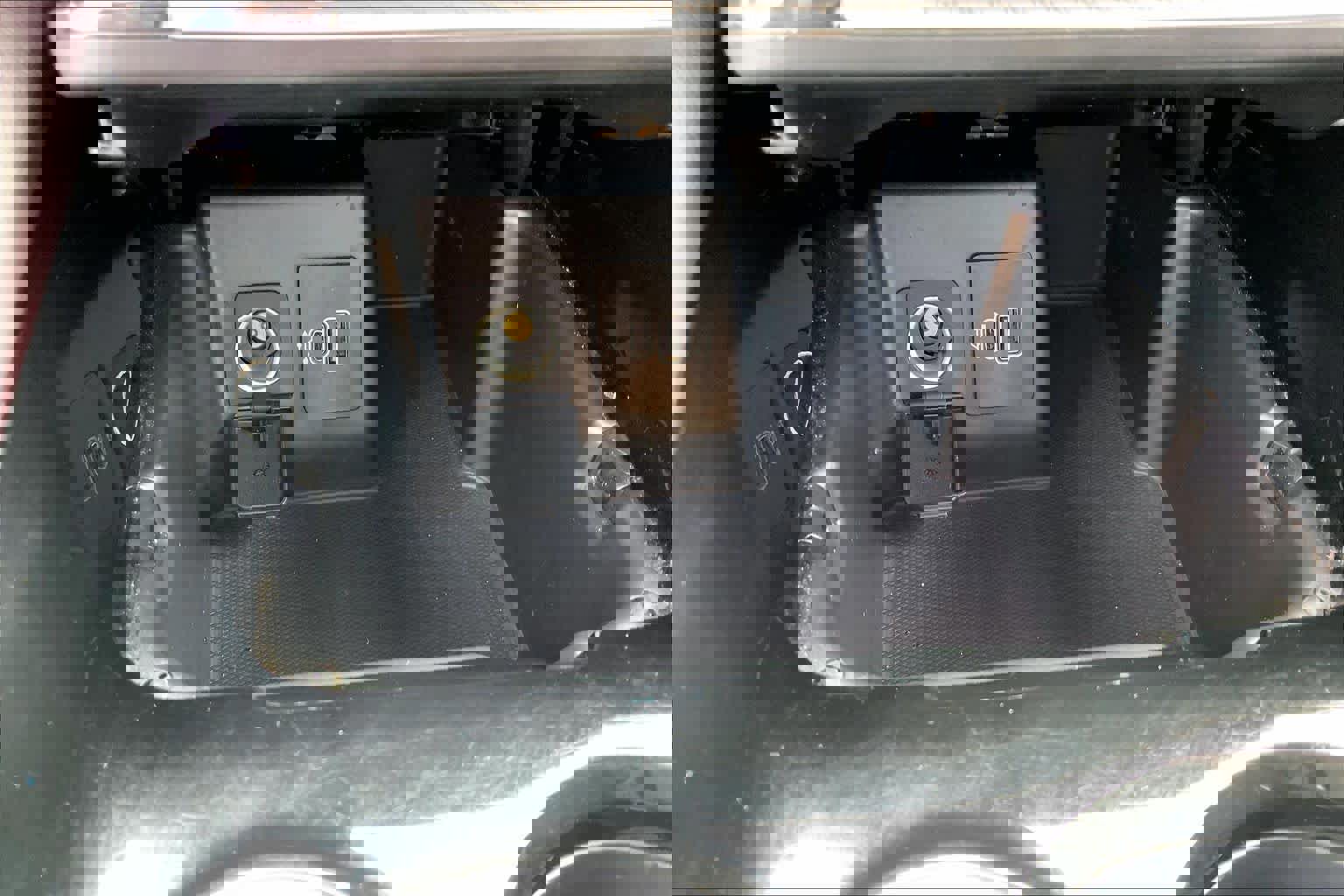 Certified 2025 Ford Explorer Platinum AWD/4WD image 31