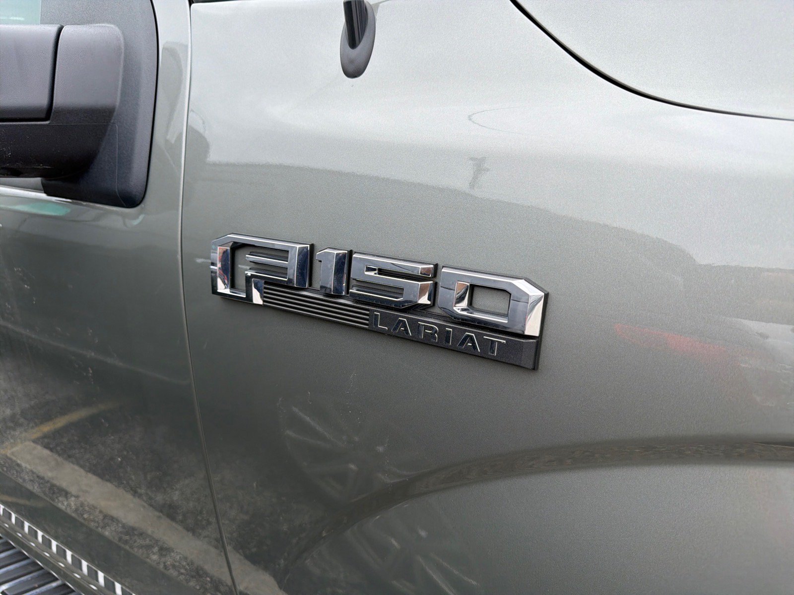 Certified 2019 Ford F150 Lariat w/ Equipment Group 502A Luxury AWD/4WD image 4