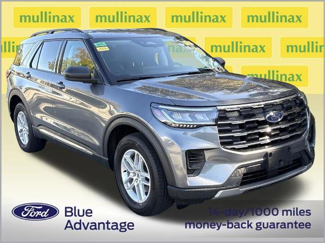 Certified 2025 Ford Explorer Active AWD/4WD image 2