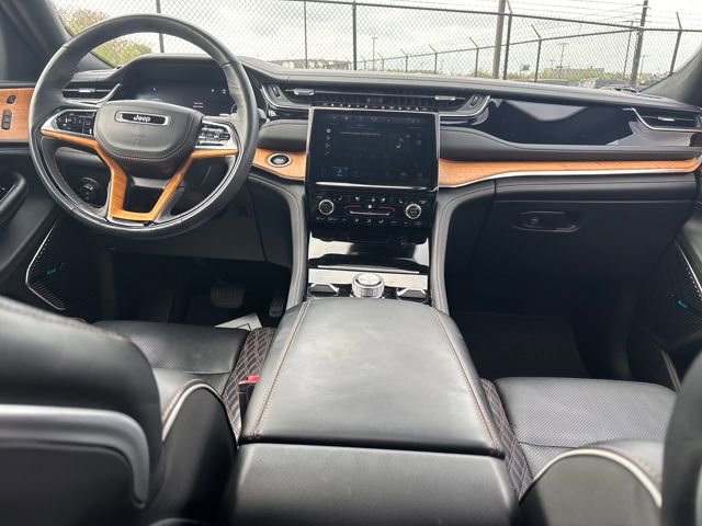 Used 2024 Jeep Grand Cherokee L Summit image 10