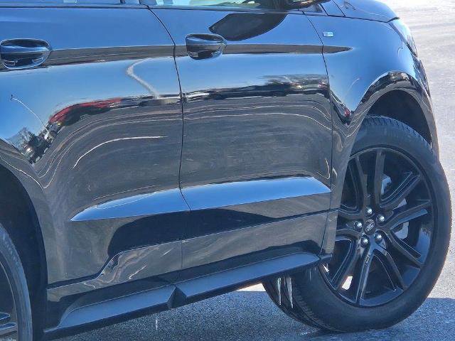 Certified 2024 Ford Edge ST-Line w/ Class II Trailer Tow Package image 13