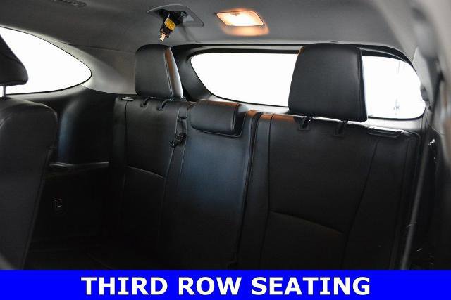 Used 2020 Toyota Highlander XLE AWD/4WD image 15