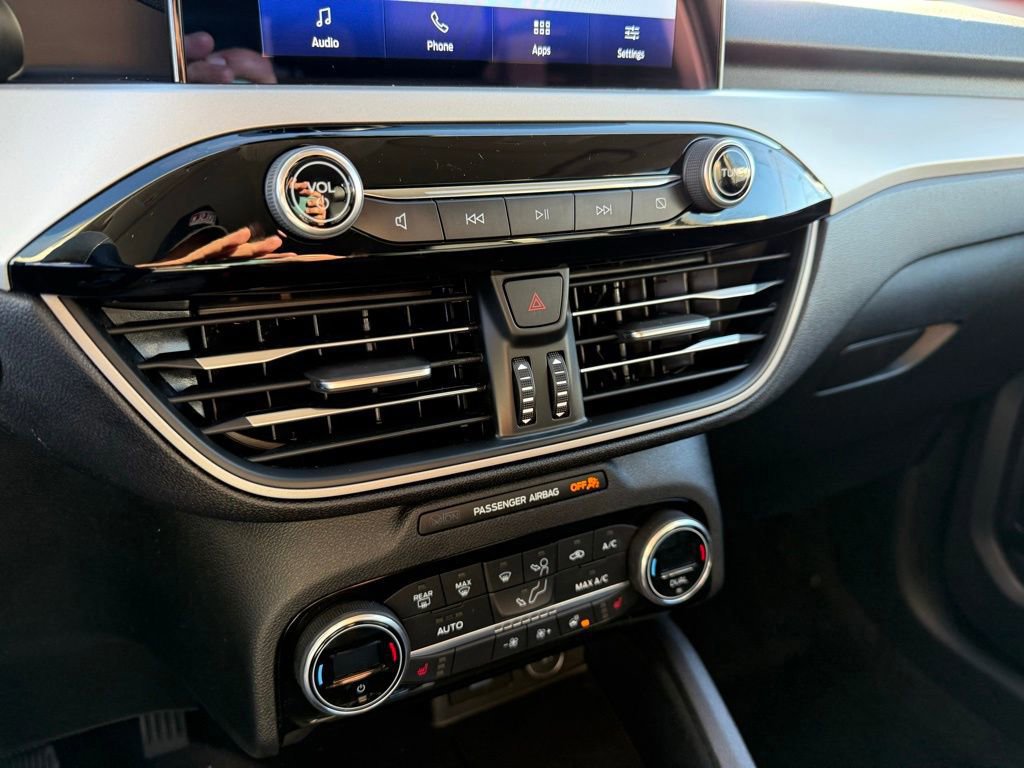 Certified 2021 Ford Escape SEL image 26