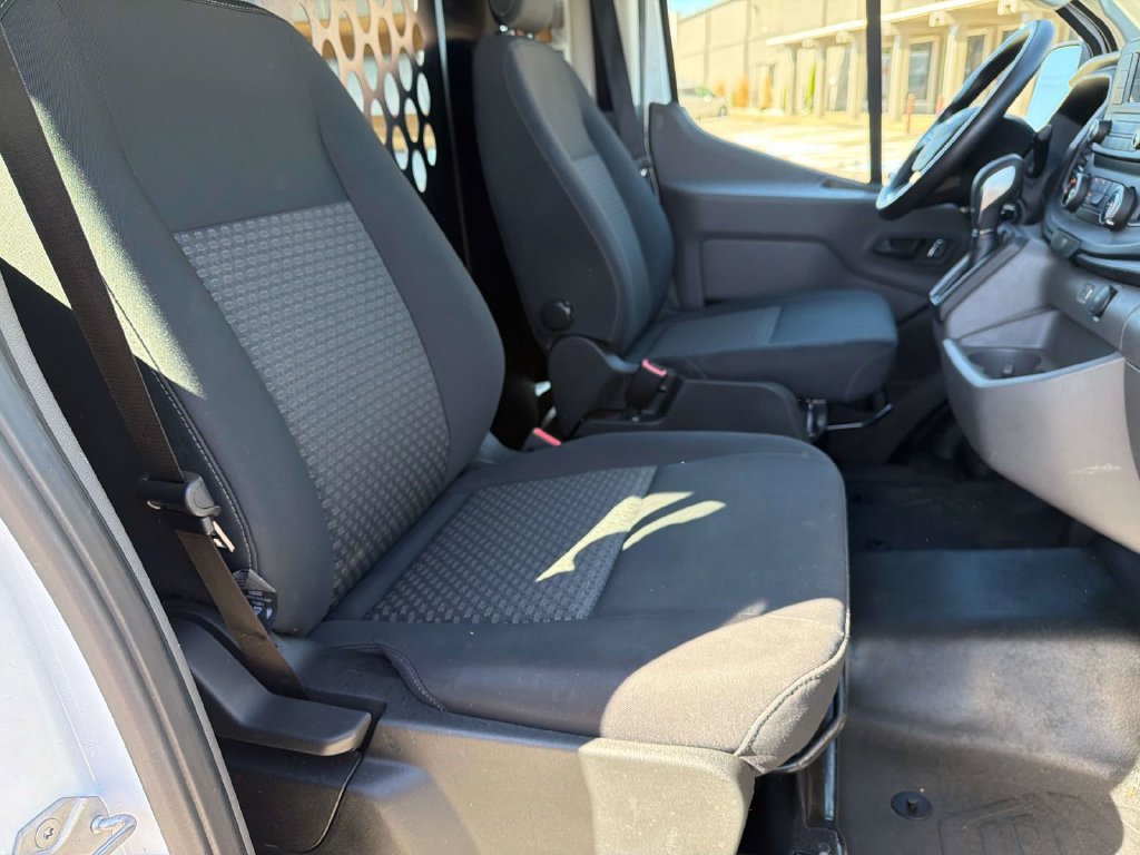 Certified 2025 Ford Transit 250 Low Roof w/ Exterior Upgrade Package RWD image 27