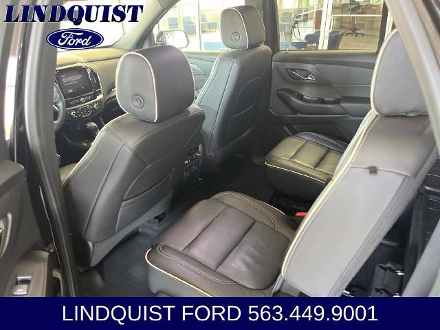 Used 2023 Chevrolet Traverse Premier w/ Redline Edition AWD/4WD image 14