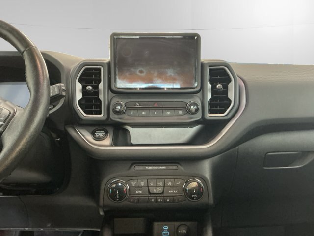 Certified 2022 Ford Bronco Sport Outer Banks w/ Tech Package AWD/4WD image 11