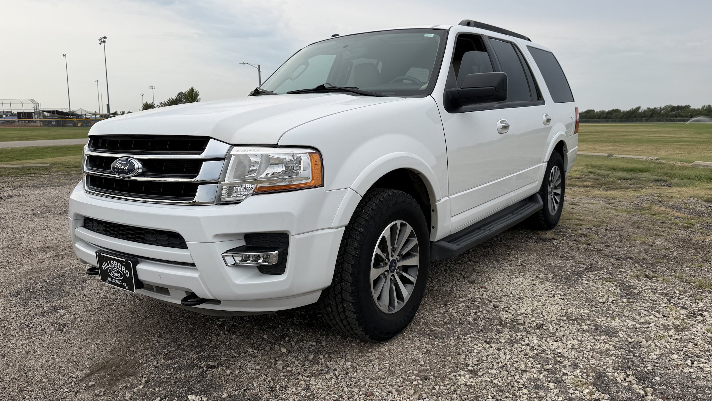 Certified 2017 Ford Expedition XLT AWD/4WD image 11
