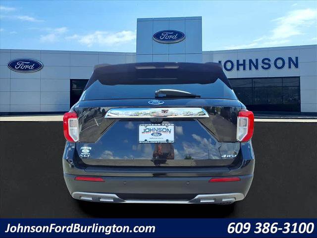 Certified 2022 Ford Explorer XLT w/ Equipment Group 202A image 5