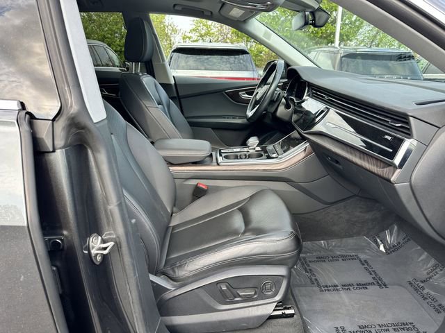 Used 2020 Audi Q8 Premium Plus AWD/4WD image 34