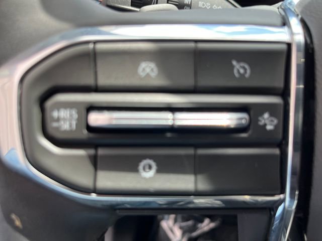 Used 2025 GMC Terrain Elevation w/ Black Edition AWD/4WD image 28
