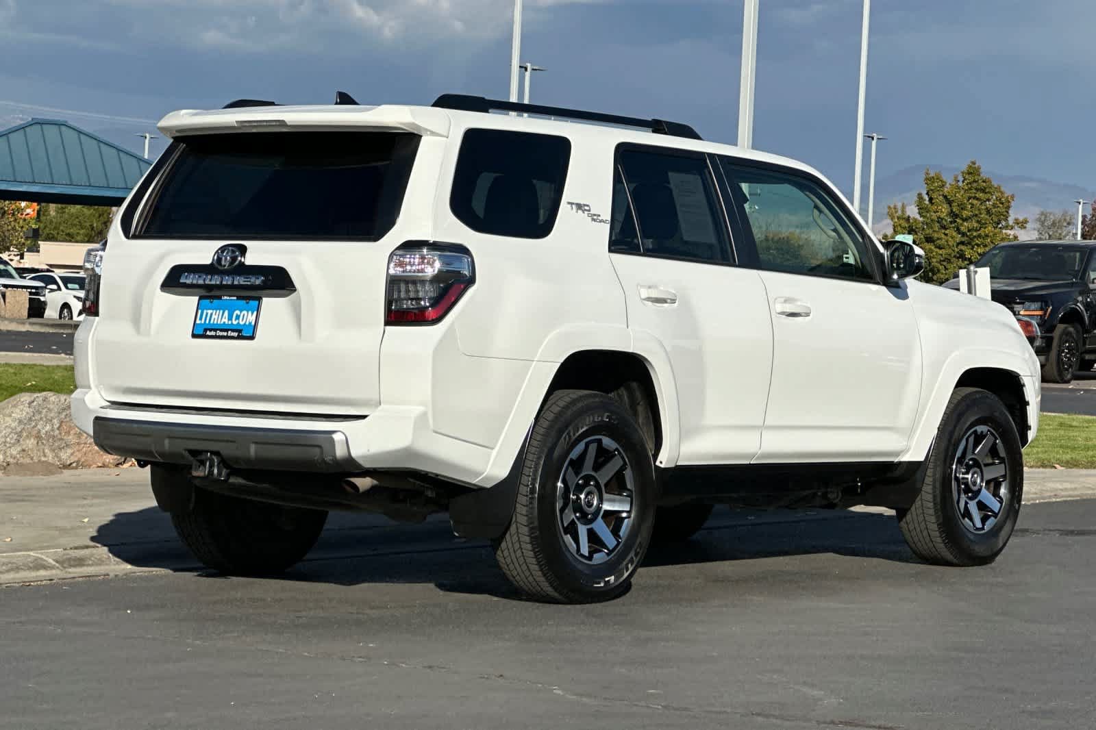 Used 2023 Toyota 4Runner TRD Off-Road Premium w/ Off Road Premium Plus Package AWD/4WD image 2