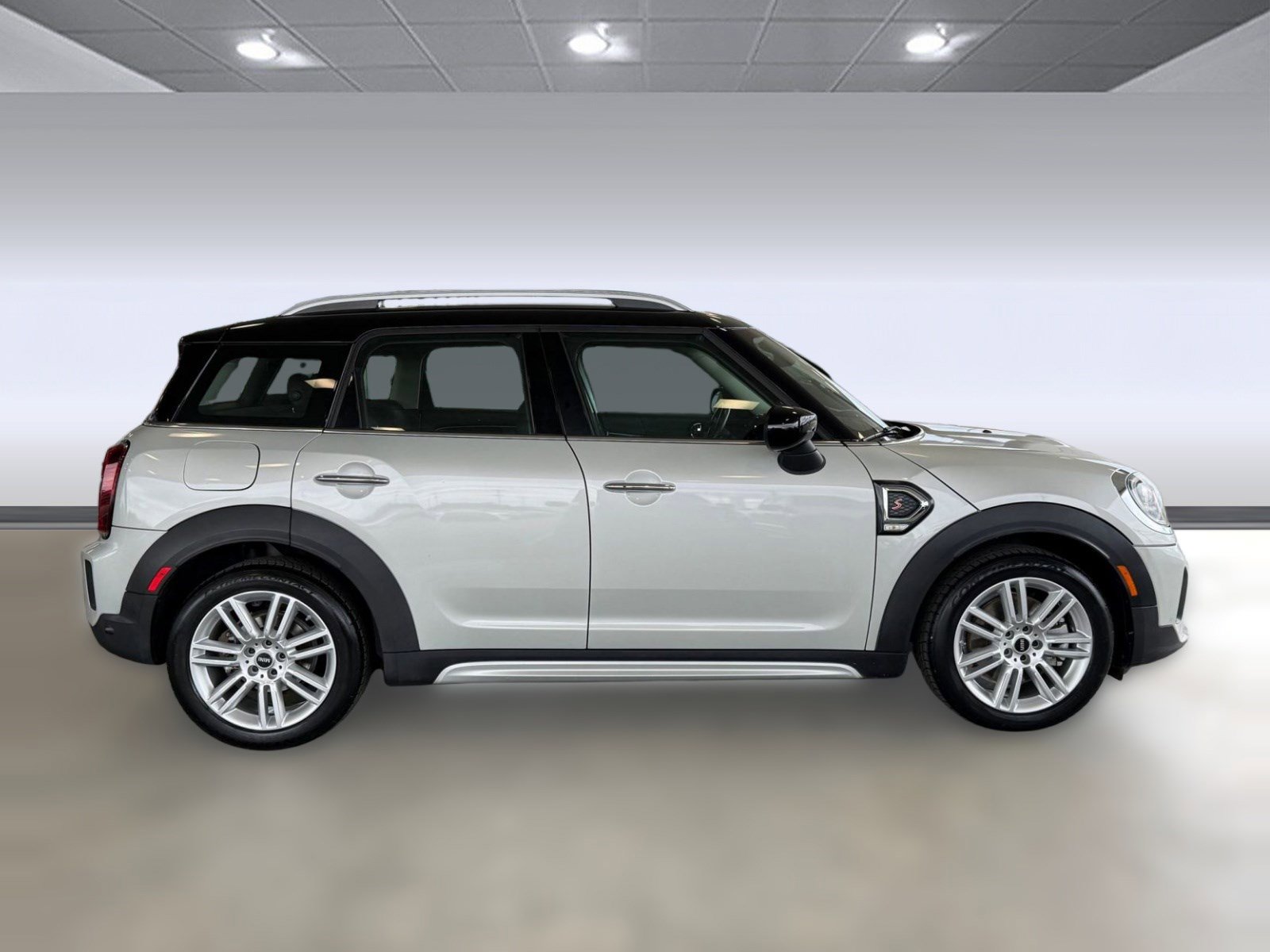 Used 2023 MINI Cooper Countryman S FWD image 8