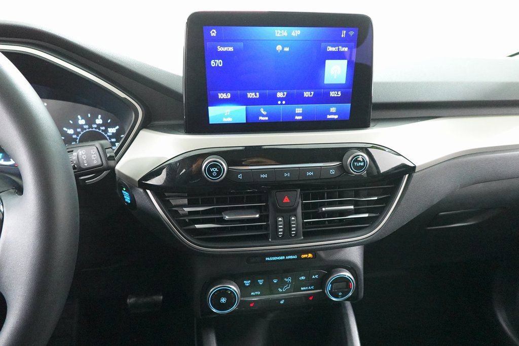 Certified 2021 Ford Escape SE w/ Cold Weather Package image 16