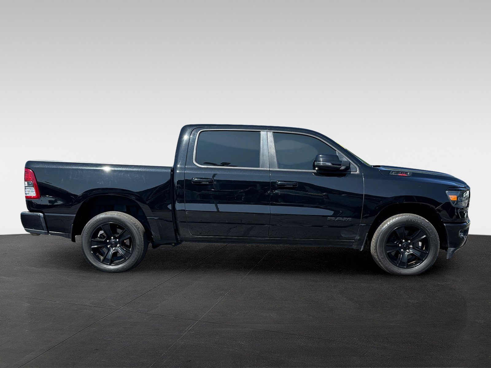 Used 2023 RAM 1500 Big Horn AWD/4WD image 4