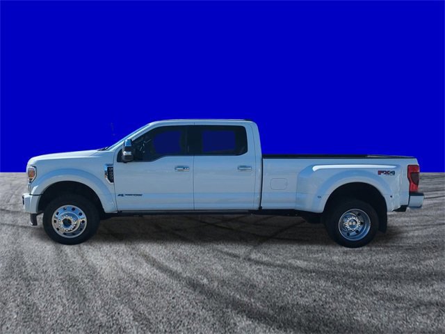 Certified 2022 Ford F450 Platinum w/ FX4 Off-Road Package image 2