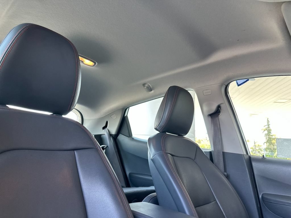 Used 2017 Chevrolet Bolt Premier FWD image 16