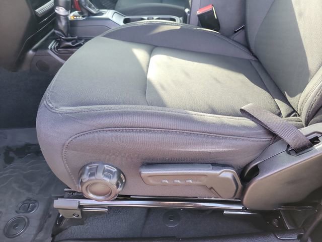 Used 2022 Jeep Wrangler Sport AWD/4WD image 21