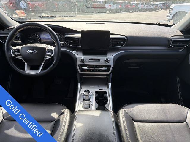Certified 2022 Ford Explorer XLT w/ Equipment Group 202A AWD/4WD image 36