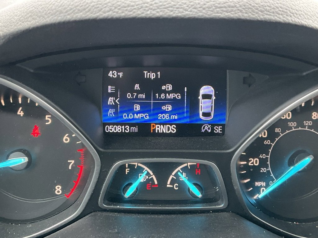 Certified 2017 Ford Escape SE w/ SE Cold Weather Package image 3