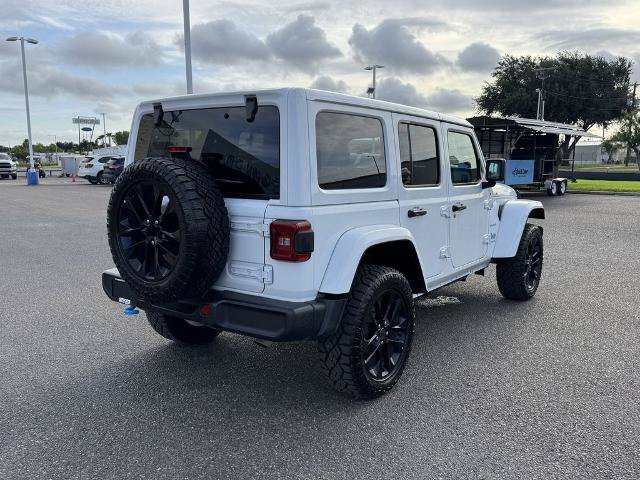 Used 2024 Jeep Wrangler Unlimited Sahara AWD/4WD image 3