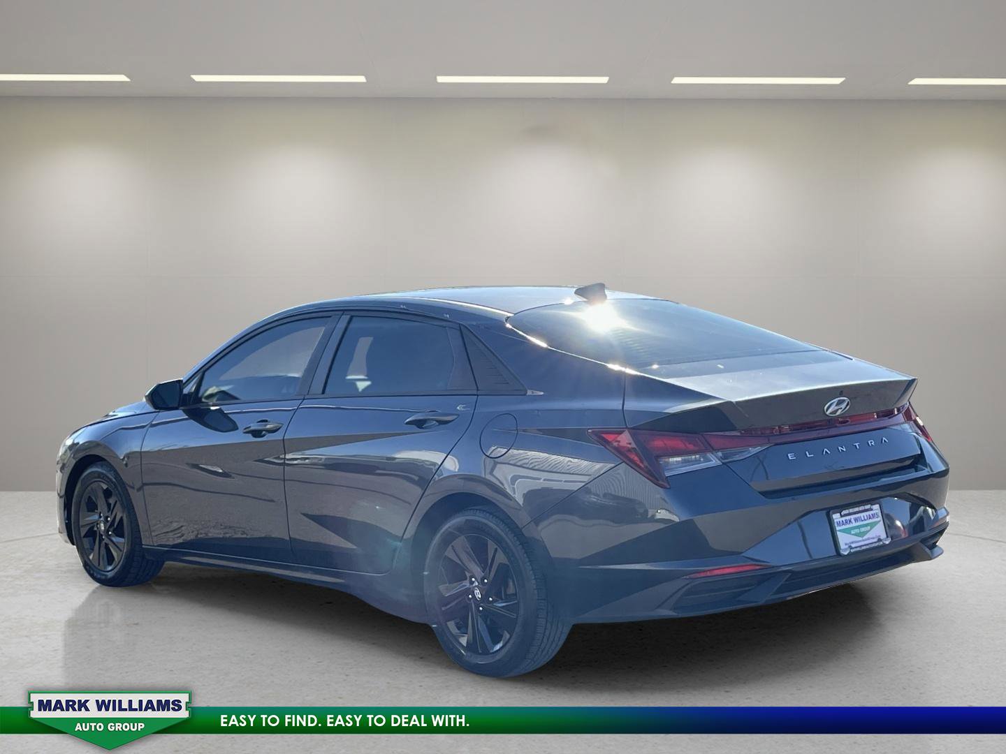 Used 2021 Hyundai Elantra SEL image 5