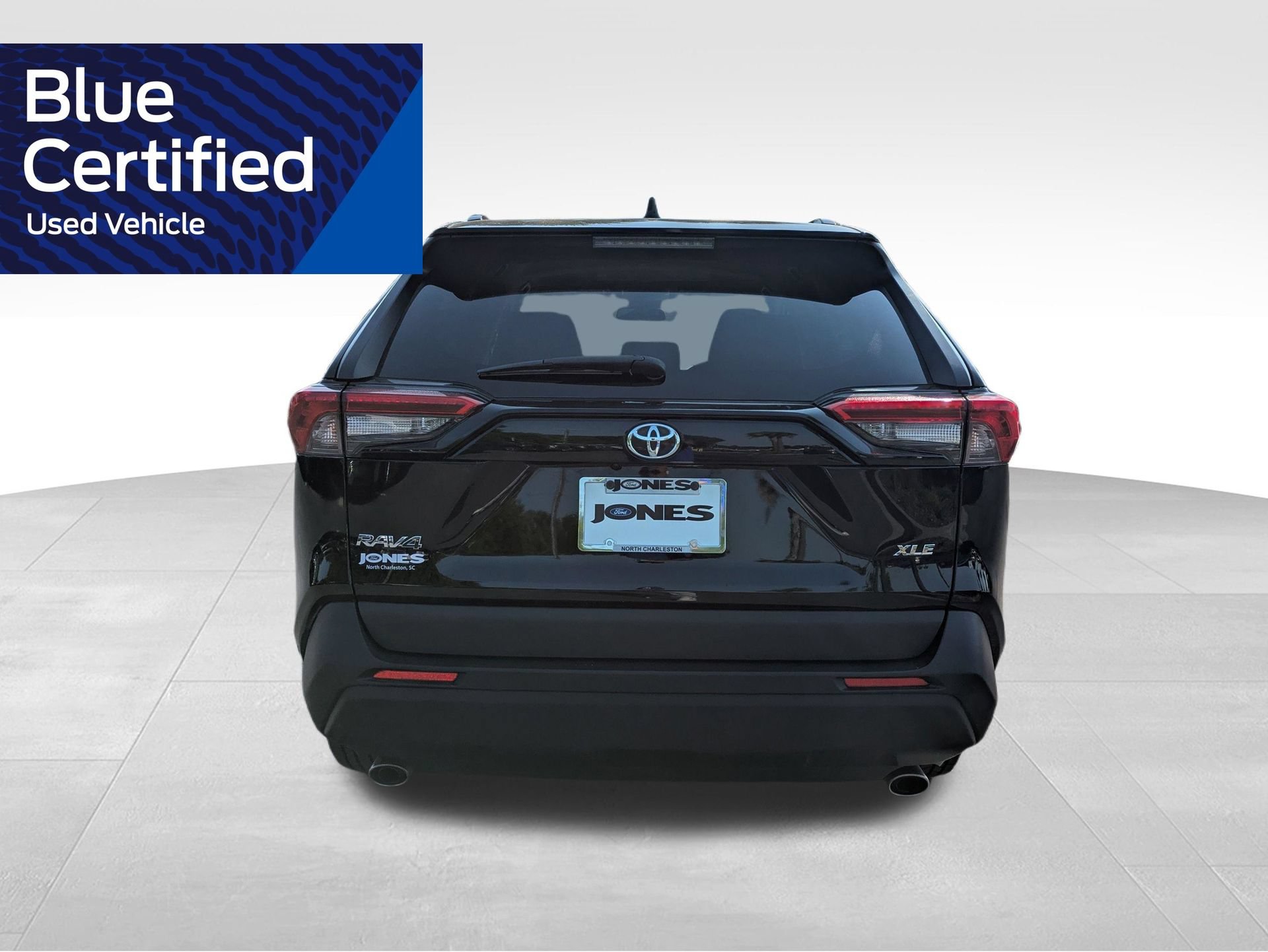 Used 2023 Toyota RAV4 XLE FWD image 7