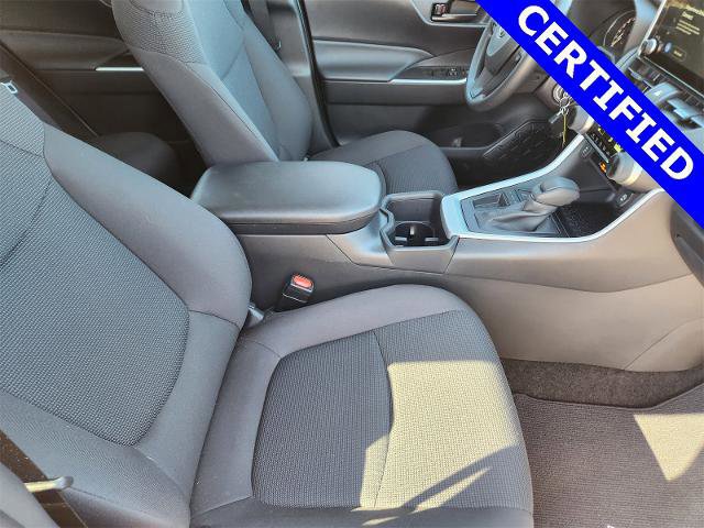 Used 2025 Toyota RAV4 LE image 13