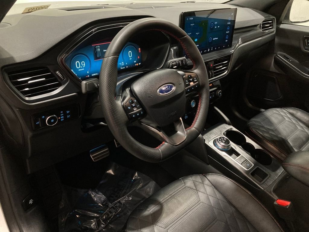 Certified 2023 Ford Escape ST-Line Elite w/ Premium Technology Package image 15