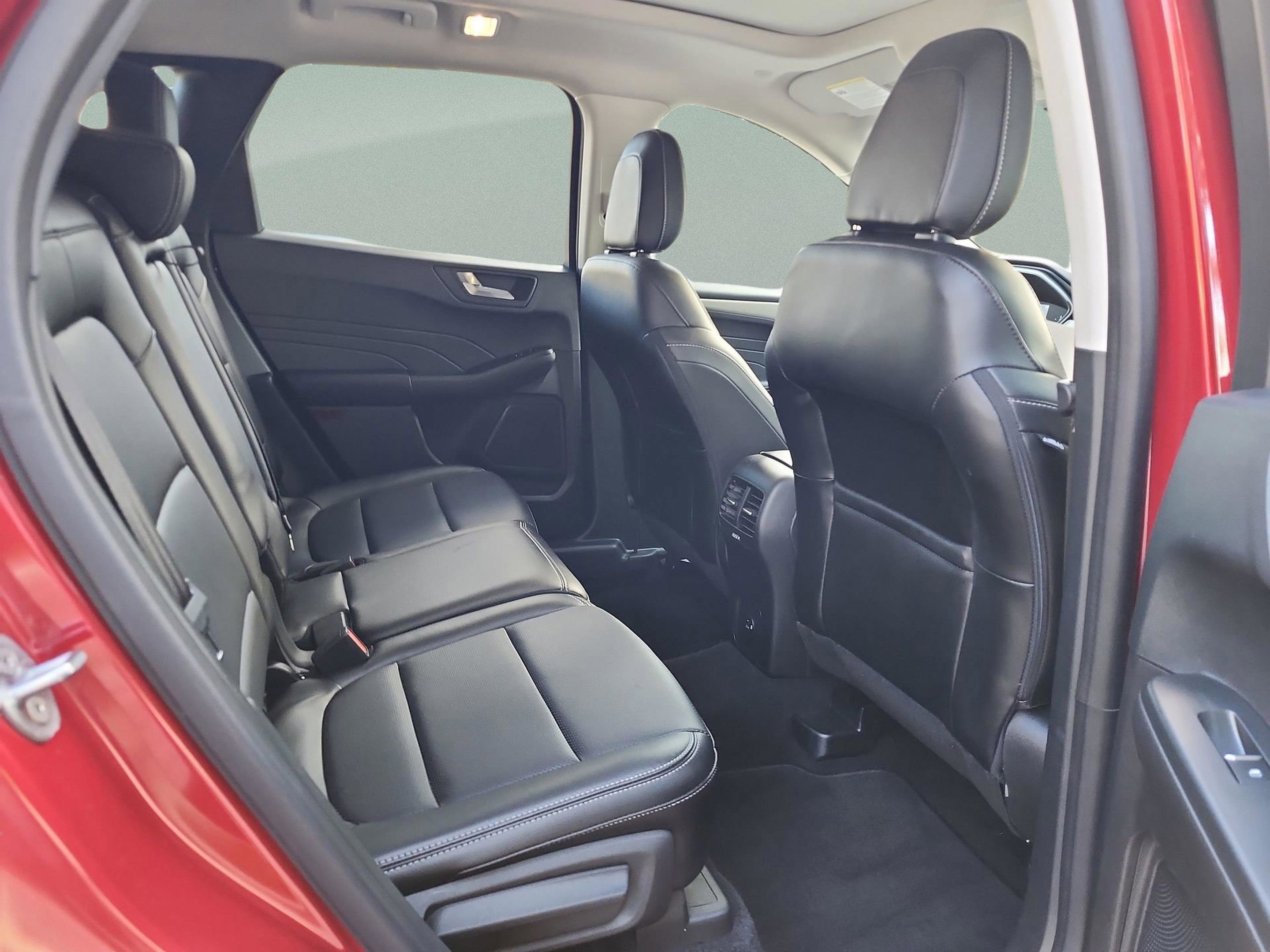 Certified 2022 Ford Escape SEL image 17