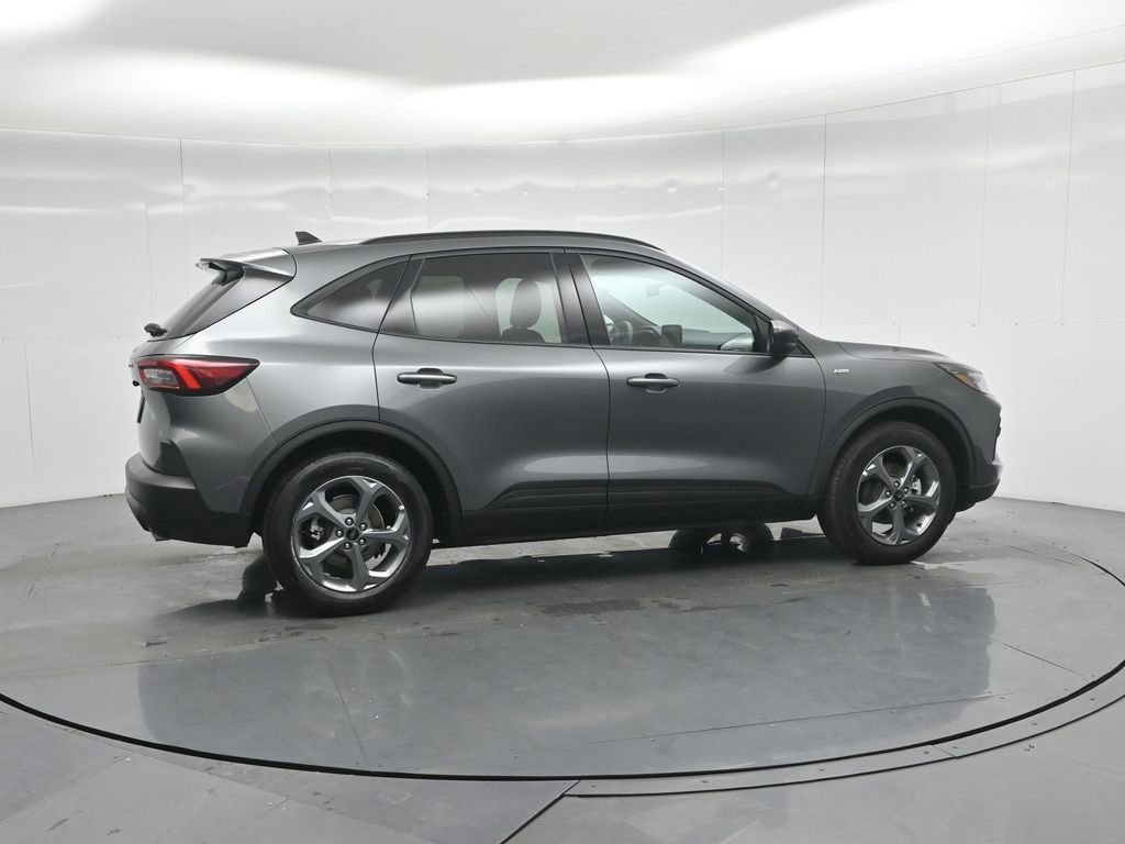 Certified 2025 Ford Escape ST-Line image 12