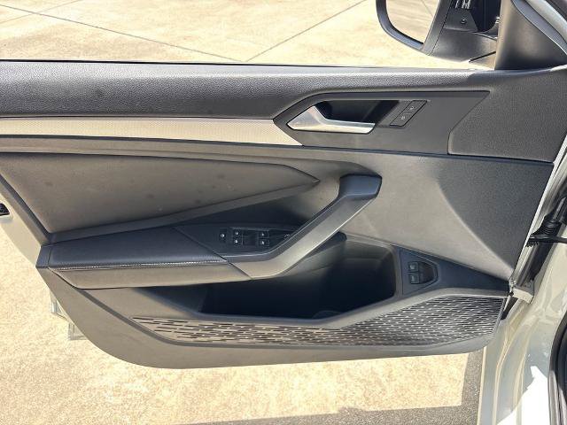 Used 2023 Volkswagen Jetta Sport FWD image 14
