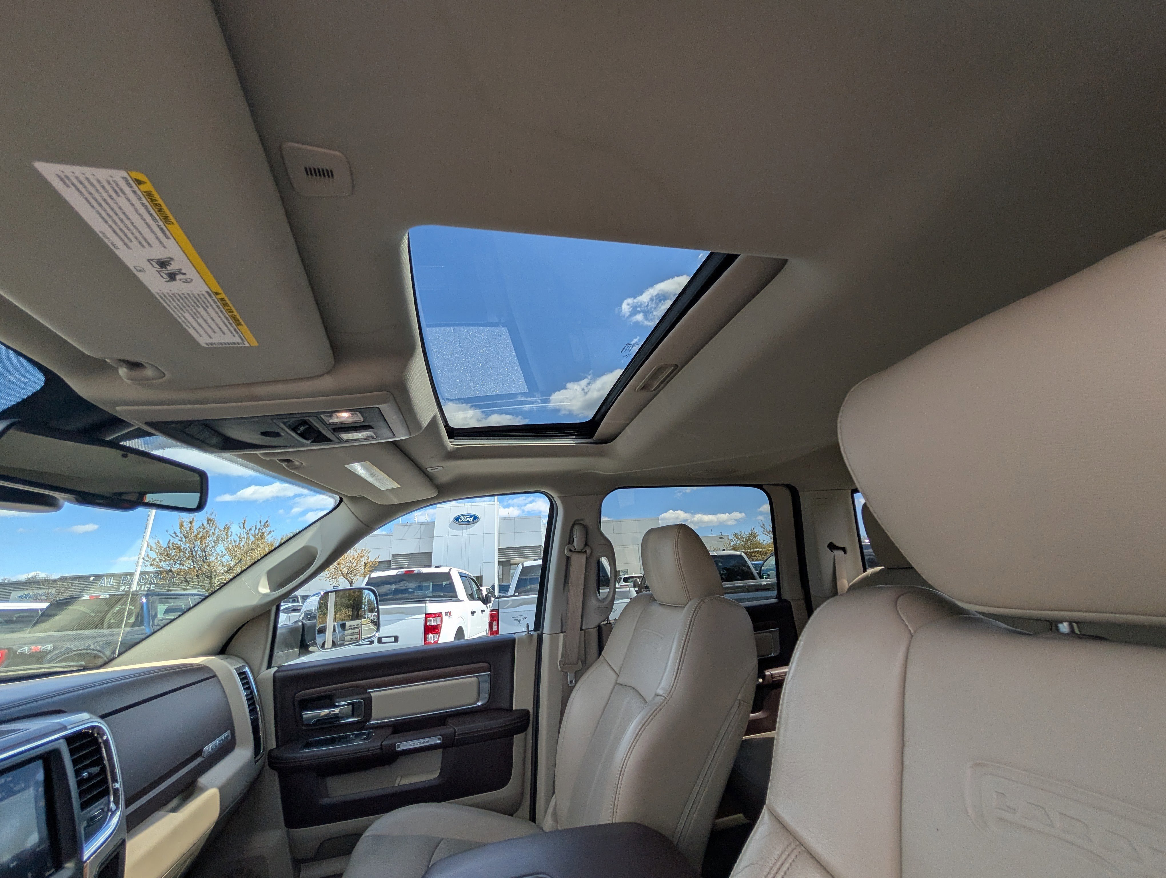 Used 2018 RAM 2500 Laramie w/ Off Road Package image 18