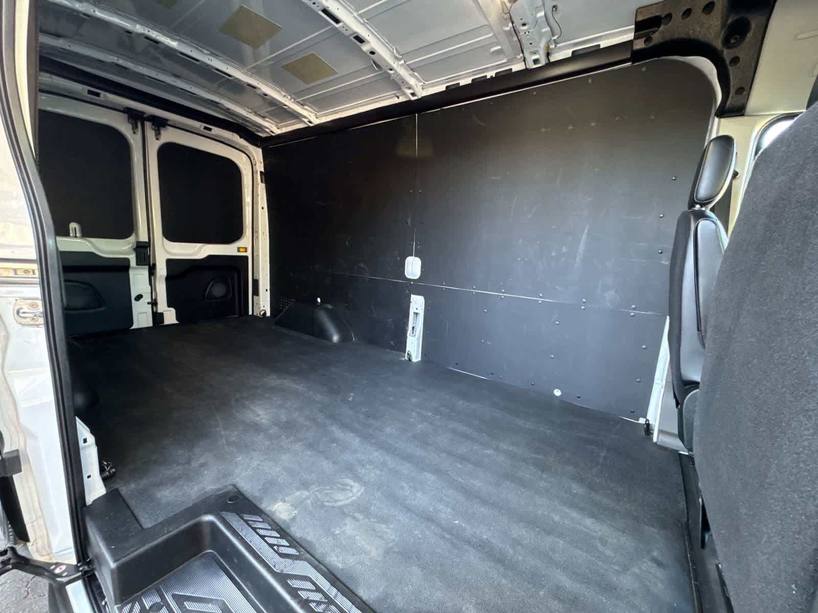 Certified 2025 Ford Transit 250 148 Medium Roof Extended AWD w/ Load Area Protection Package image 4