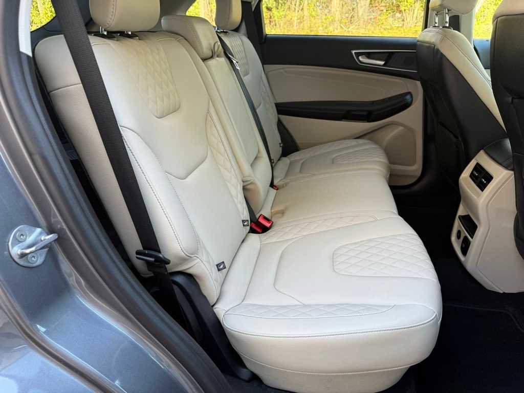 Certified 2024 Ford Edge Titanium image 16