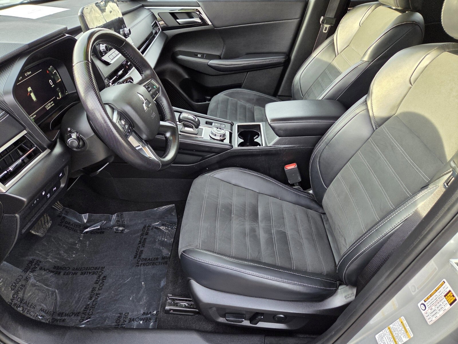 Used 2024 Mitsubishi Outlander 4WD Plug-In Hybrid image 10