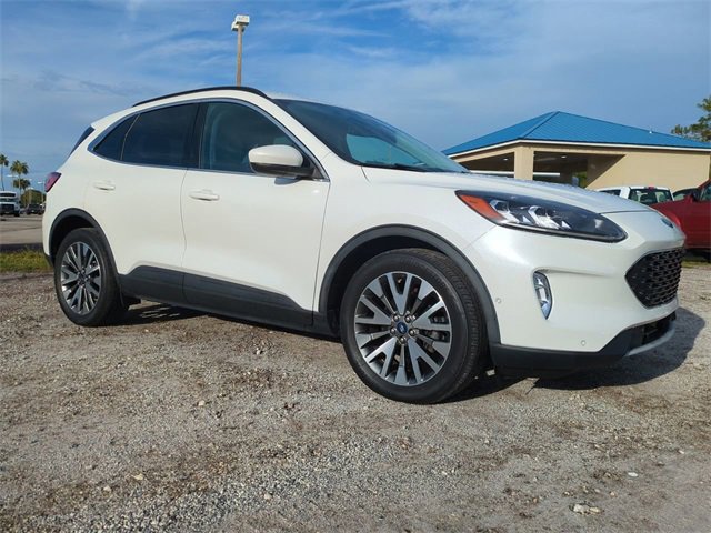 Certified 2021 Ford Escape Titanium image 8