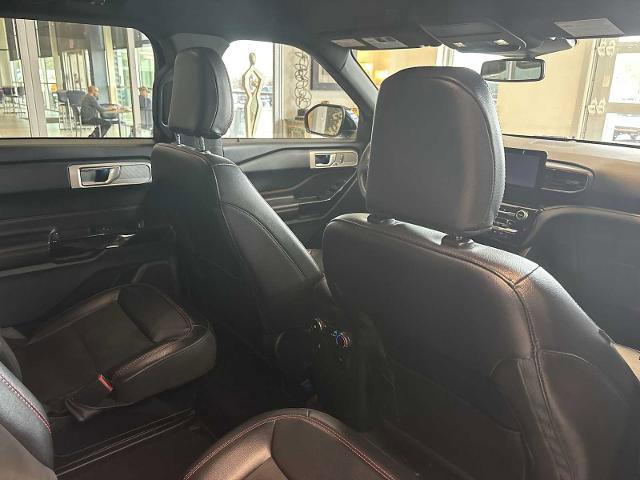 Certified 2022 Ford Explorer ST-Line w/ Class IV Trailer Tow Package AWD/4WD image 26