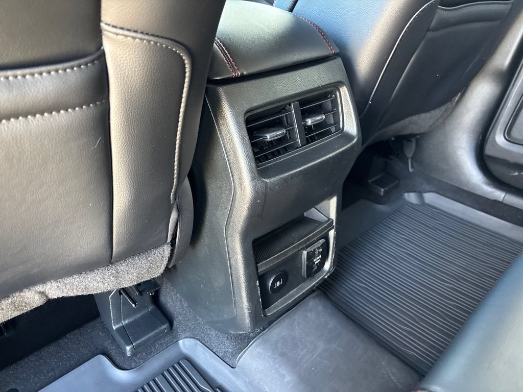 Certified 2024 Ford Edge ST-Line AWD/4WD image 27