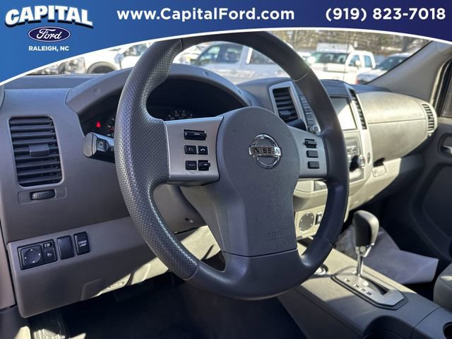 Used 2020 Nissan Frontier SV image 23