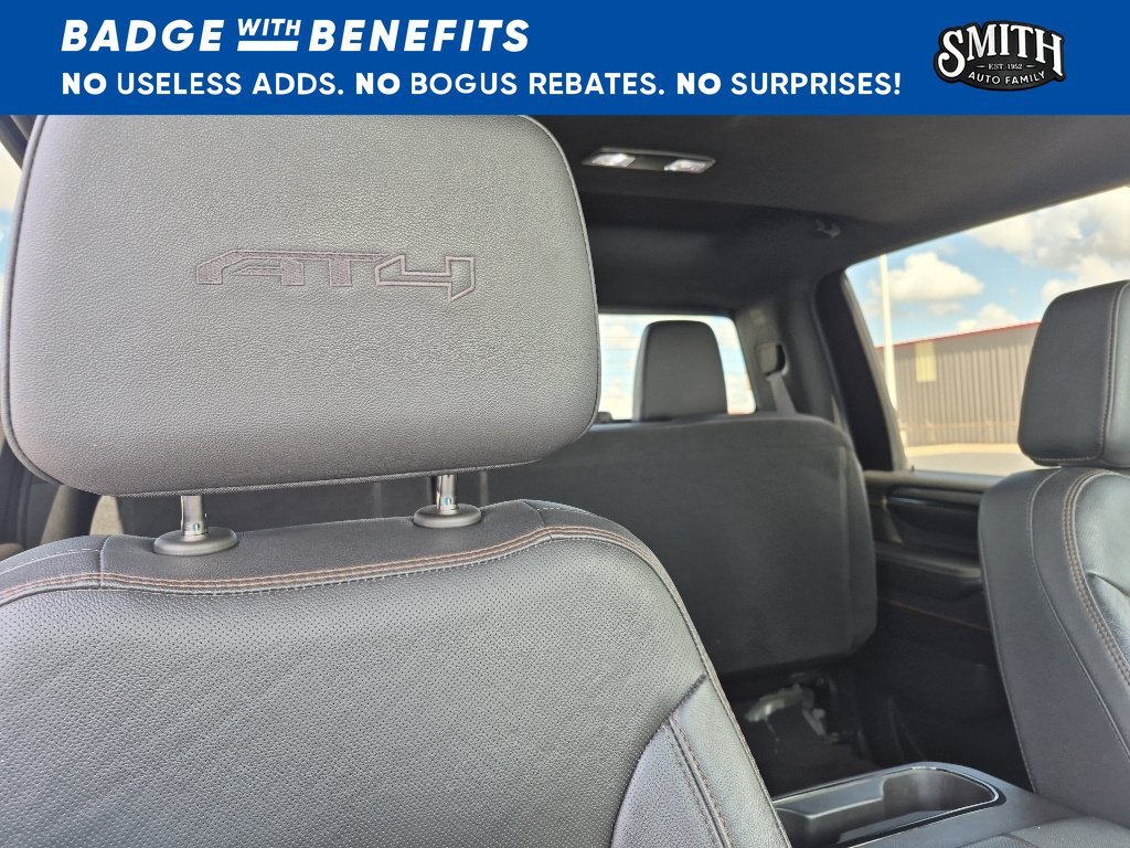 Used 2024 GMC Sierra 2500 AT4 w/ AT4 Premium Plus Package AWD/4WD image 11
