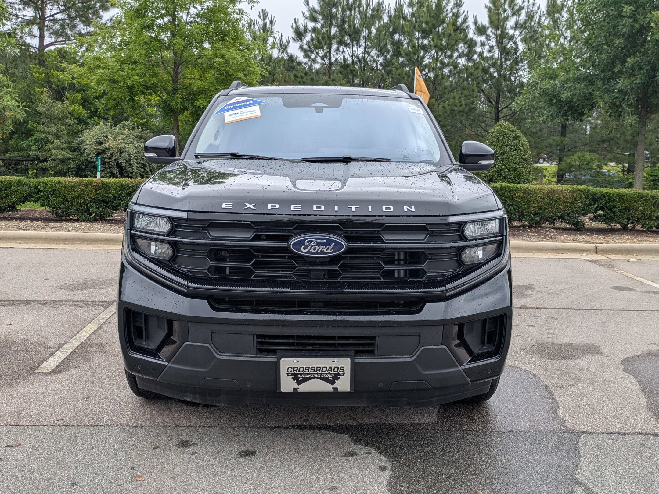Certified 2025 Ford Expedition Active AWD/4WD image 9