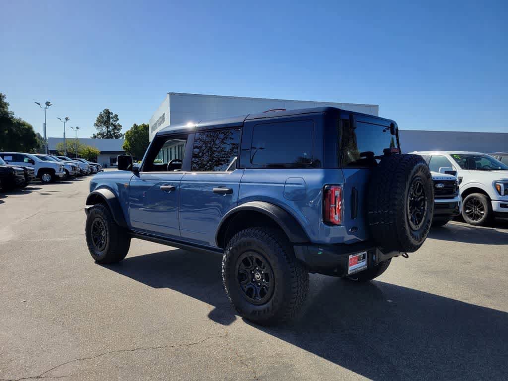 Certified 2025 Ford Bronco Badlands AWD/4WD image 3