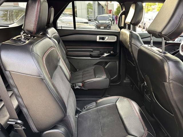 Certified 2023 Ford Explorer ST-Line w/ Class IV Trailer Tow Package AWD/4WD image 16