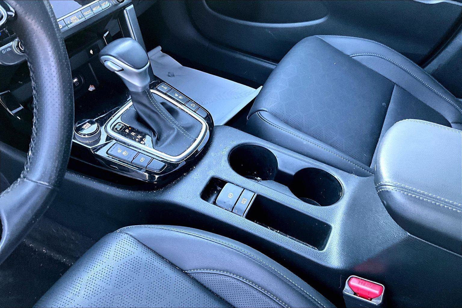 Used 2024 Kia Seltos SX w/ SX Sunroof Package image 12