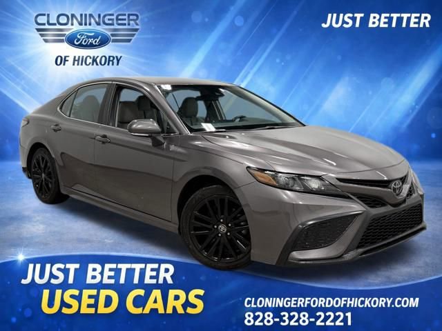 Used 2023 Toyota Camry SE