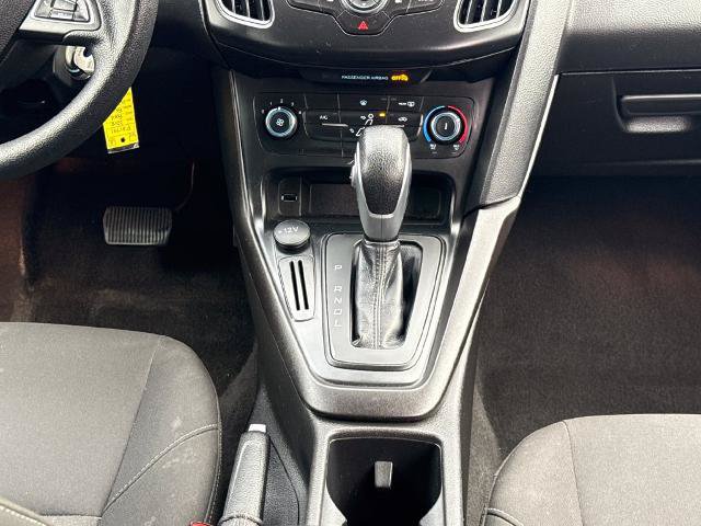 Certified 2018 Ford Focus SE w/ Interior Protection Package FWD image 13
